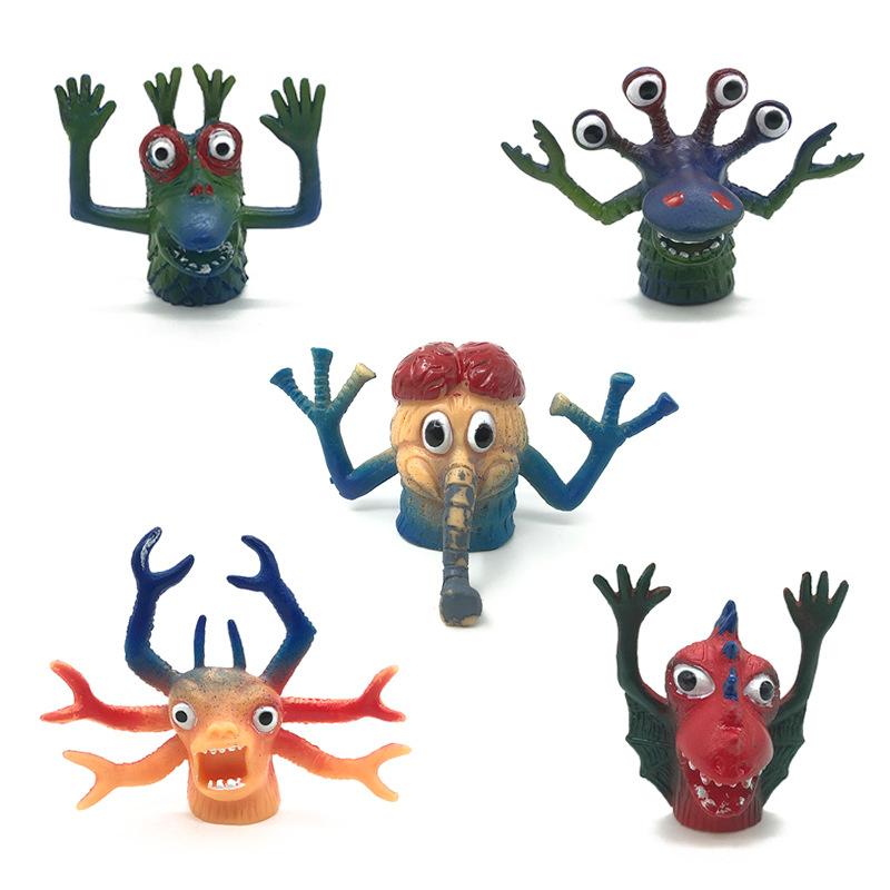 TOYANDONA 18 Pi/èces Animal Main Doigt Marionnettes Jouets /Éducatifs Histoire Temps Pr/étend Jouets Theatre Et Marionnettes 12 Animaux /& 6 Personnes Roll Play Maison Accessoires